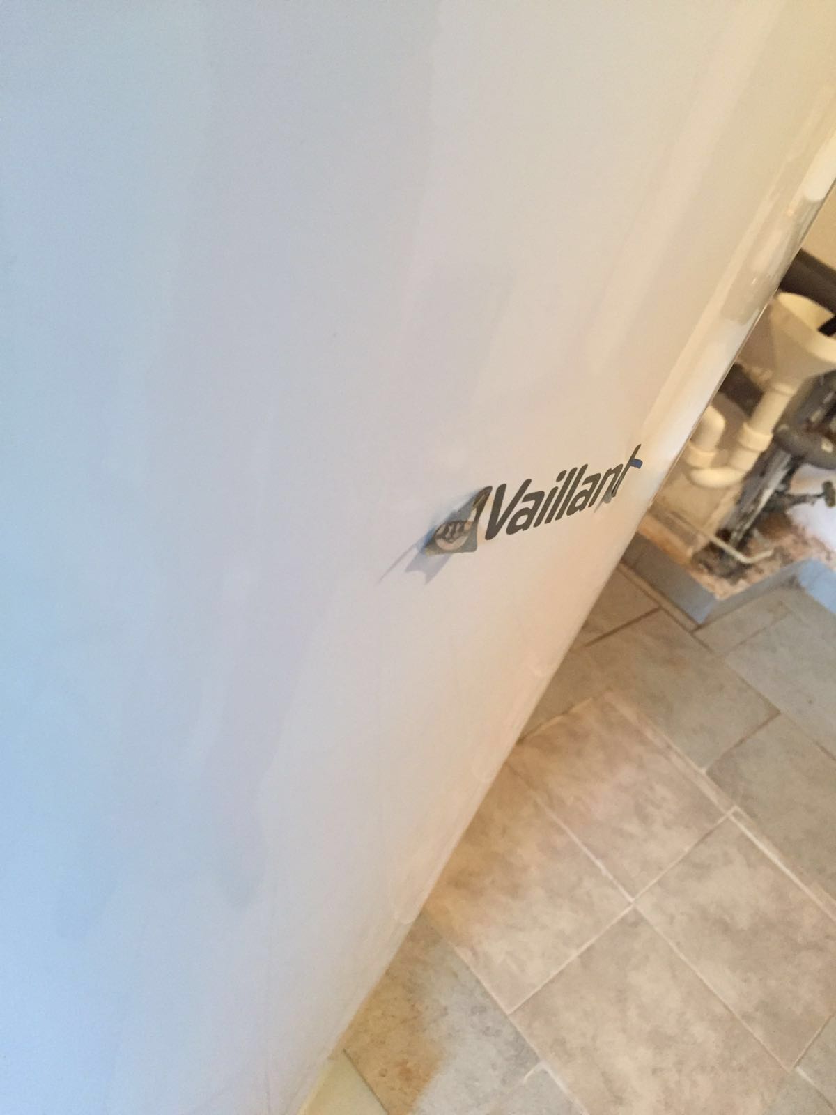 Vaillant Wandheizgerät Wohnungseinbau Bremen – Anders Heizung-Sanitär GmbH